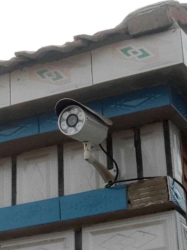 我家丟錢了。這是什么監控器?我們不會看回放把盒子也扔了。_360問答